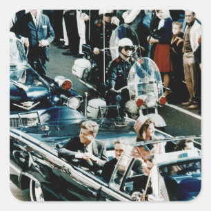 John F. Kennedy und Jackie in der Autokolonne Quadratischer Aufkleber