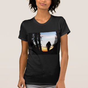 John Muir Trail Hiker 2 - Sierra Nevada T-Shirt