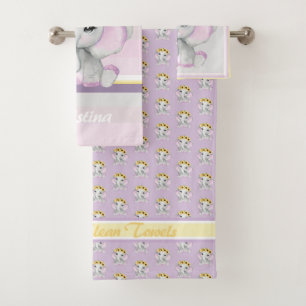 Joli bébé éléphant timide fille avec Sunflower ros