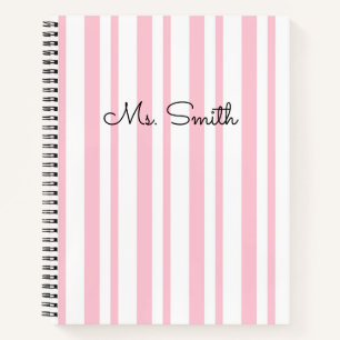 Joli cahier rayé pastel rose motif