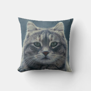 Joli Chat Orange qui Regarde en Haut Coussin de La