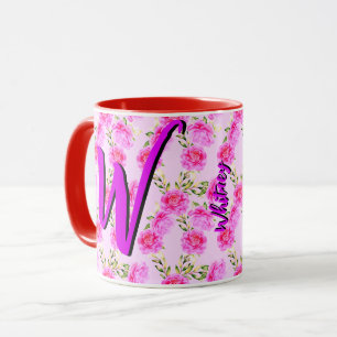 Joli mug floral avec de belles fleurs roses