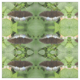 Joli tissu animal à motifs de papillons tropicaux