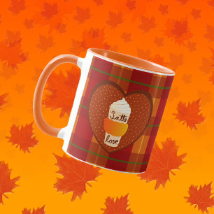 Jolie tasse d'amour de latte à motif carreaux d'au
