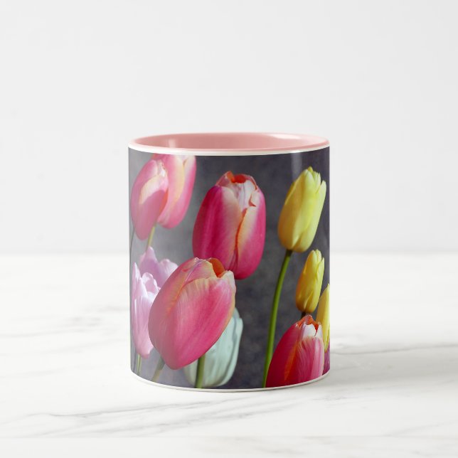 Jolie tasse de café de tulipe de ressort (Centre)
