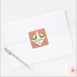 Jolly Christmas Elf Legs Stripes Holiday SQUARE Quadratischer Aufkleber<br><div class="desc">Freuen Sie sich auf frisch gestrichene,  rot-Elfenbeingestreibe Strumpfhosen und grüne Stiefel mit Glocken und Ihre Weihnachtsdetails in schicker Schrift. Diese SQUARE Aufkleber sind für Gastgeschenke,  Geschenke,  Einladungsumschläge,  hausgemachte Essgeschenke und vieles mehr geeignet. ***ALLE SHAPES sind bereits für Sie in unserem Shop fertig und sehen die MATCHING-Artikel in der Sammlung.</div>