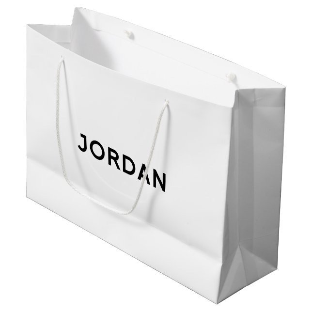 Jordanie : Un élégant sac cadeau en noir et blanc (Devant Angle)