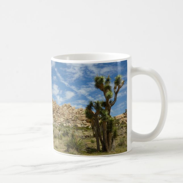 Joshua Trees und Blue Sky Wüste Landschaft Kaffeetasse (Rechts)
