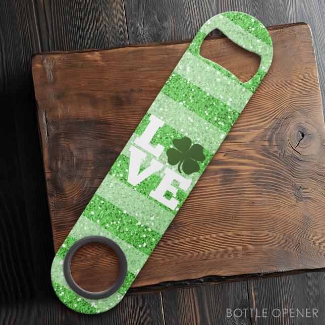 Jour de la Saint Patrick LOVE avec shamrock (Custom Bar Key)