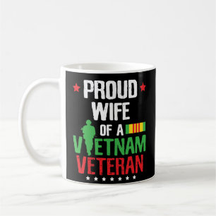 Jour de vétérans fier de tasse de café de vét