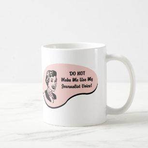 Journalist-Stimme Kaffeetasse