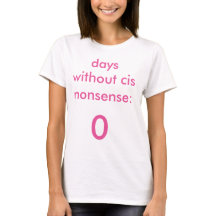 Jours sans T-shirt cis d'absurdité féminin