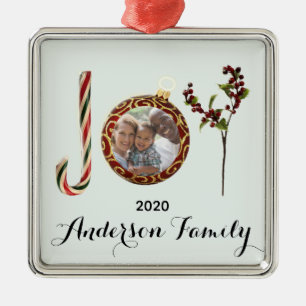 Joy Familienname und Foto in Weihnachtsschmuck