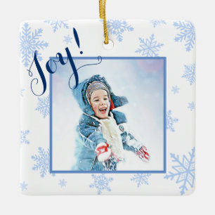 Joy! Festliches Baby Blue Snowflakes Weihnachtsfes Keramikornament