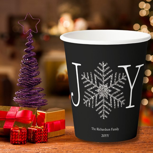Joy Glittery Snowflake Holidays Ansammlungen Pappbecher (Von Creator hochgeladen)