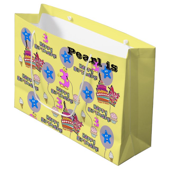 Joyeux 3e cadeau d'anniversaire Sac #3 Jaune clair (Devant Angle)