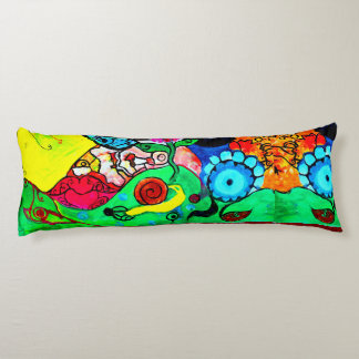 Joyeux coussin de corps de couleurs