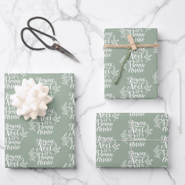 Joyeux Noël et Bonne Année Sage Green Christmas Geschenkpapier Set (Vorderseite)