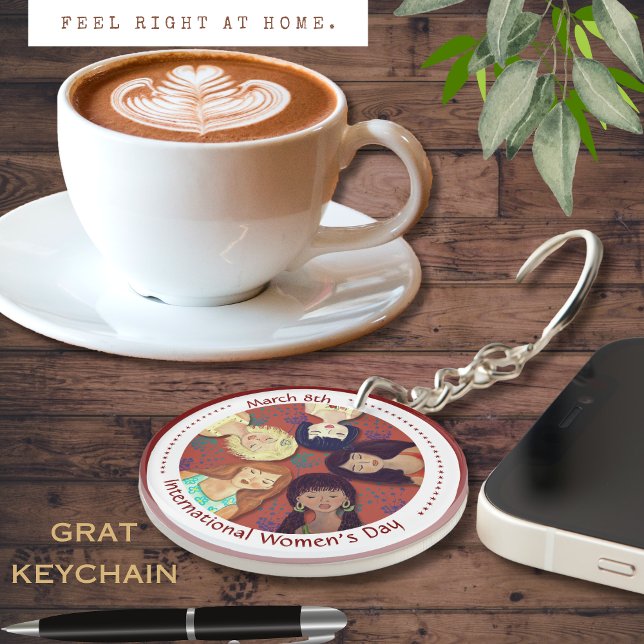 Joyeux Portrait de la Journée Internationale des F (Happy International Women's Day Portrait Red Keychain)
