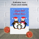 Joyeux Weihnachten Bonne Annee Pinguine, französis<br><div class="desc">Eine schöne französische Sprachkarte für Ihre Familie und Freunde. Diese Pinguinfamilie genießt die Wintersaison und trägt Stripey-Schals und Weihnachtshüte, um warm behalten, während Schneeflocken fallen. Der Text auf der Vorderseite in rot ist vollständig anpassbar: "Joyeux Noël et Bonne Année". Auch Schneeflocken bilden einen Hintergrund für den Text innerhalb der Karte,...</div>
