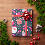 Joyful Christmas Pattern Geschenkpapier<br><div class="desc">Freuen Sie sich auf Weihnachten, Lebkuchen, Strumpf, Rentiere, Zuckerrohr, Herz, Baubel und Beeren.</div>