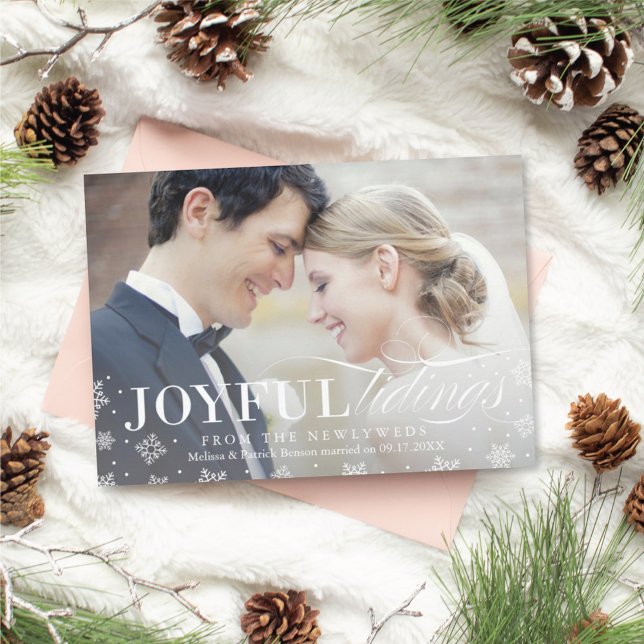 Joyful Tidings Newlysée Première carte de Noël (Créateur téléchargé)