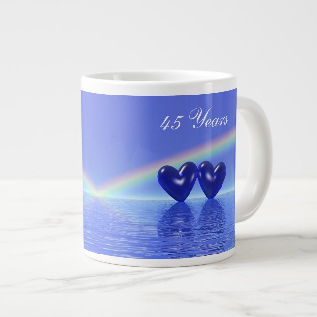 Jubiläum Sapphire Hearts Jumbo-Tasse (Vorderseite Rechts)