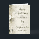 Jubiläum von Floral Son & Tochter Karte<br><div class="desc">Glückliche Hochzeitskarte für Sohn und Tochter im Jura mit wunderschönen weißen Vintagen Blume Muster und sentimentalen Vers.</div>