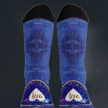 Jubiläum von Lapis Socken<br><div class="desc">Es ist ihr neunter Hochzeitstag? Das ist kein Spaß zu geben, ein klassisch gestaltetes Herzemblem auf Lapis lazuli farbenen Socken, um ihren Meilenstein zu markieren.</div>