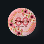 Jubiläumsfeier Korallengold Dahlia Blume Button<br><div class="desc">Eine trendige Taste für eine 80. Geburtstagsfeier. Mit einem Imitat goldhexagon geometrisch geformten Rahmen. Die Blume sind in Rosa, Creme und Korallen mit Aquarellfarben dekoriert. Lebende Korallen mit Polka Punkte als Hintergrund. Vorlagen für einen Namen, Alter 80 und Datum. Geburtsdatum oder Geburtsdatum des Party. Briefe aus Burgund und Korallen.</div>