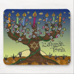 Judaika L'shanah Tovah Baum des Lebens Geschenke B Mousepad<br><div class="desc">Sie sehen die Lee Hiller Design Collection. Bekleidung,  Geschenke & Sammlerstücke Lee Hiller Fotografie oder Digital Art Collection. Sie können ihre Naturfotografie unter http://HikeOurPlanet.com/ ansehen und ihrem Wanderblog im Hot Springs Nationalpark folgen.</div>