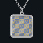 Judaika Star von David Metal Versilberte Kette<br><div class="desc">Sie sehen die Lee Hiller Design Collection. Bekleidung,  Geschenke & Sammlerstücke Lee Hiller Fotografie oder Digital Art Collection. Sie können ihre Naturfotografie unter http://HikeOurPlanet.com/ ansehen und ihrem Wanderblog im Hot Springs Nationalpark folgen.</div>