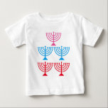 Juden jüdischer Menorah Scheinkandelaber Baby T-shirt<br><div class="desc">Art: Das grundlegende mit Kapuze Sweatshirt der Männer Genießen Sie den Komfort dieses warmen und toasty Pullover Hoodie. Sie gehen zur Liebe es. Wir haben es von einem 10oz gemacht. Baumwolle-Polymischung mit einem Baumwollgesicht 100%. Es hat Set-in den Hülsen und in Doppeltes Nadel-genähten Armlöchern und im unteren Band für Haltbarkeit....</div>