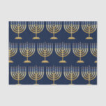 Jüdische Chanukah menorah Seidenpapier<br><div class="desc">Jüdische Menorah mit Kerzen auf blauem Papier.</div>