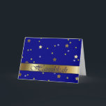 Jüdische Hanukkah Golden Blue Stars Grußkarte Feiertagskarte<br><div class="desc">Diese Grußkarte hat einen goldenen Streifen mit dem blauen Ausdruck: "Hanukkah" auf blauem und goldenem Sternenhimmel.  Im Inneren hat die Karte einen Hanukkah Urlaub Gruß. Es ist eine großartige Karte für Ihr Urlaubserlebnis und ein einzigartiges Geschenk für Ihre Lieben. Sie können es auch mit Umschlägen,  Aufklebern und Briefmarke abgleichen.</div>