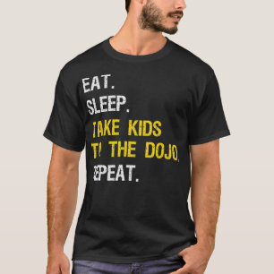 Judo Vater bringt Kinder zum Dojo Funny Karate Mam T-Shirt