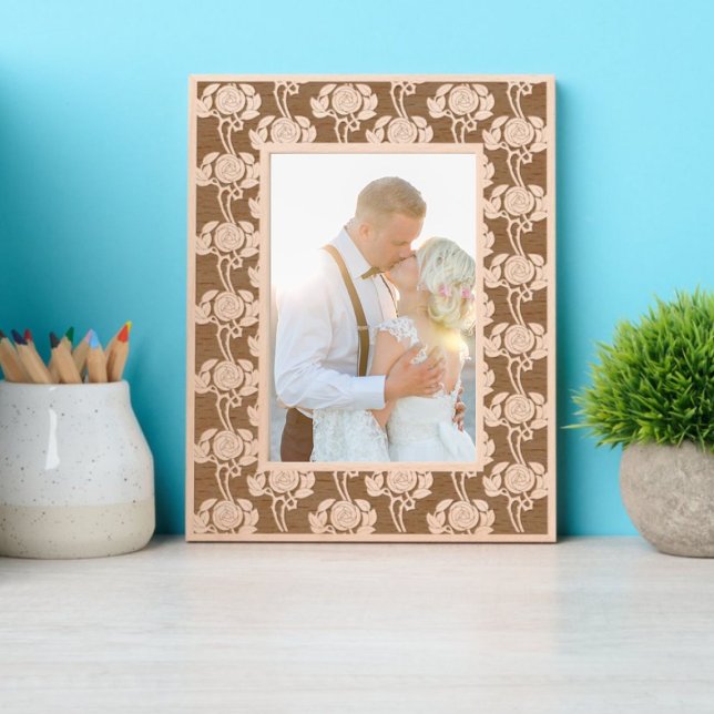 Jugendstil-Rose Floral & Foliage Muster Geätzte Rahmen (Von Creator hochgeladen)