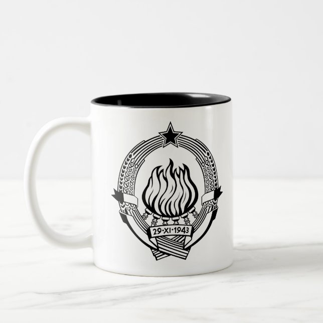 Jugoslawien Zweifarbige Tasse (Links)