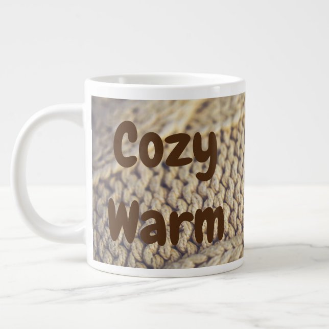 Jumbo-Tasse mit "Cosy Warm"-Sprichwort (Links)