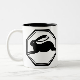 Jumping Rabbit Zweifarbige Tasse