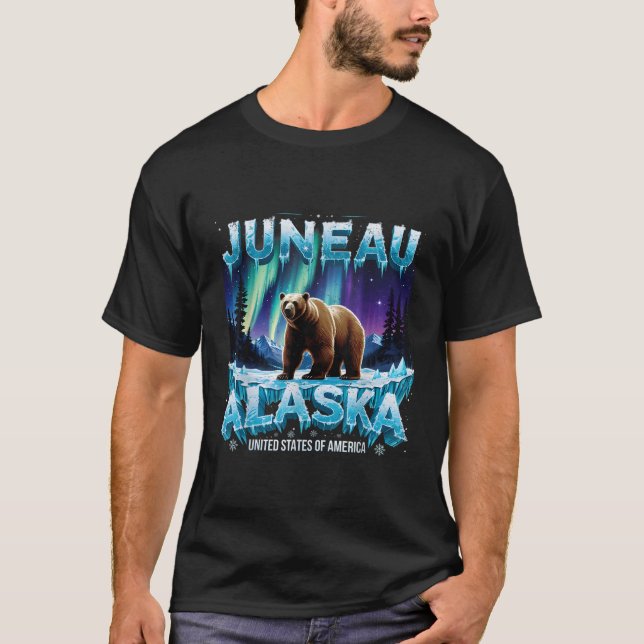 Juneau Alaska Bear Northern Lights Gift Tee  (Vorderseite)