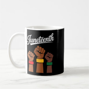 Juneteenth 1865 erhobene Fäuste Schwarze Geschicht Kaffeetasse