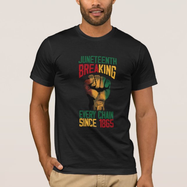 Juneteenth Breaking Chains T-Shirt (Vorderseite)