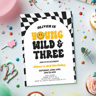 Jung, Wild & Drei Retro-Arch Jungen-Geburtstag Einladung