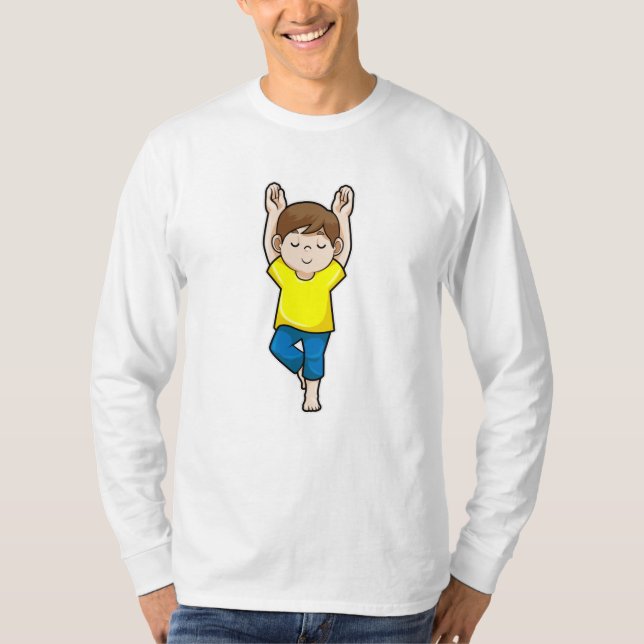 Junge bei Yoga Stretching Übungen T-Shirt (Vorderseite)