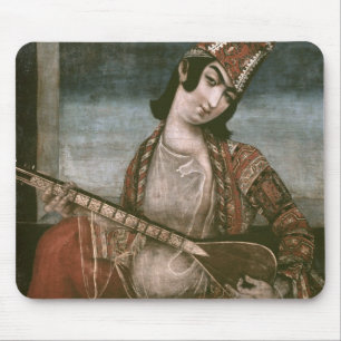 Junge Frau, die eine Gitarre spielt Mousepad