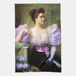 Junge Frau mit einem Hydrangeas-Bouquet Geschirrtuch