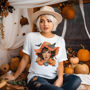 Junge Frau mit Fledermäusen und Kürbissen T-Shirt