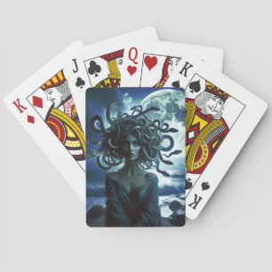 Junge hübsche Medusa bei Mond und Ozean Spielkarten