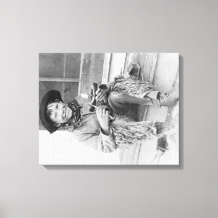 Junge Junge verkleidet als Cowboy mit Spielzeug Leinwanddruck